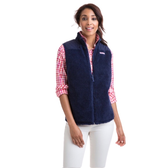 Vineyard Vines Jackets & Blazers - Vineyard Vines Sherpa quilted vest size Small